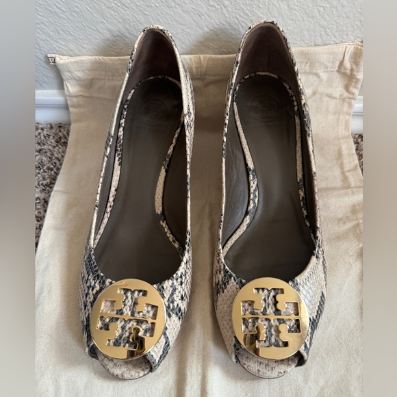 TORY BURCH REVA SNAKESKIN PEEP-TOE WEDGES - Picture 5 of 5